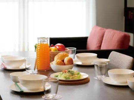 Hotel Chula Vista Senaga -Seven Hotels and Resorts- Отели в г. Томигусуку