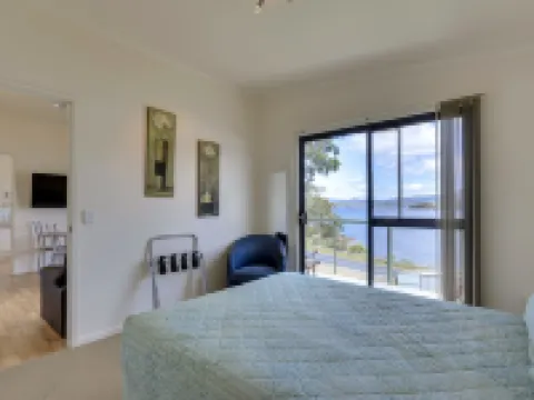 Port Huon Cottages Hotels in Geeveston