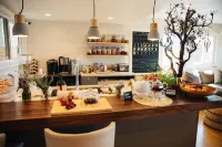 Inn at Moonlight Beach - breakfast