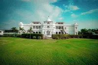 Umaid Farm Resort- A Legancy Vintage Stay in Jaipur Hôtels à : Jaipur