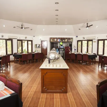 Jungle Safari Resort