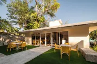 Casa Aakal Lagoon Front Hotels near Bacalar Adventure Tours