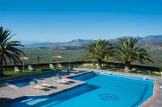 克瑞薩露營客房及別墅