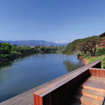 atta Lakeside Resort Suite
