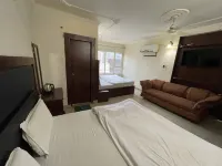 Hotel Himgiri