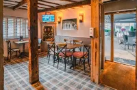 Charming 1-Bed Loft in Caerleon Hoteles en Cwmbran