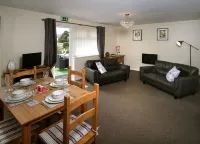 Beachside Suites Hotels in Minehead