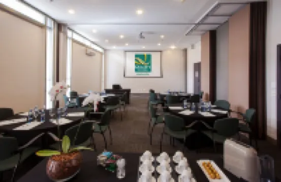 Quality Suites Alphaville
