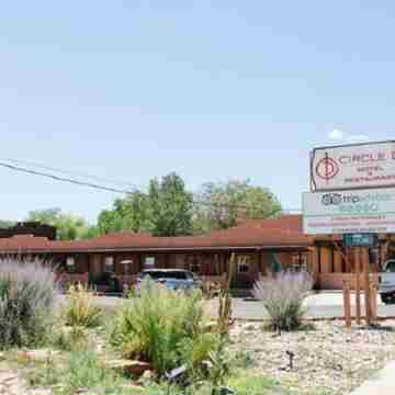 Circle of Destination Motel Hotel Exterior