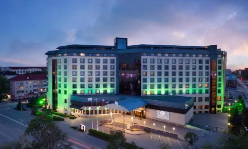 DoubleTree by Hilton Tyumen (Даблтри Хилтон Тюмень)