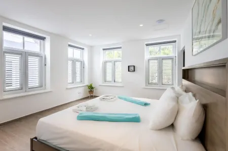 Willemstad Historic City Suites