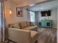 Tropical Florida Dream House Hotels in Riverview