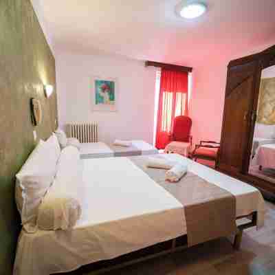 Céline hôtel le Miridan Rooms