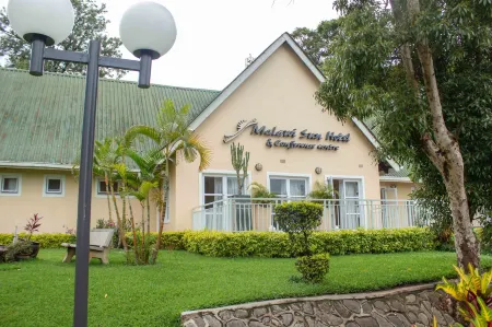 Malawi Sun Hotel & Conference Centre Отели в г. Блантайр