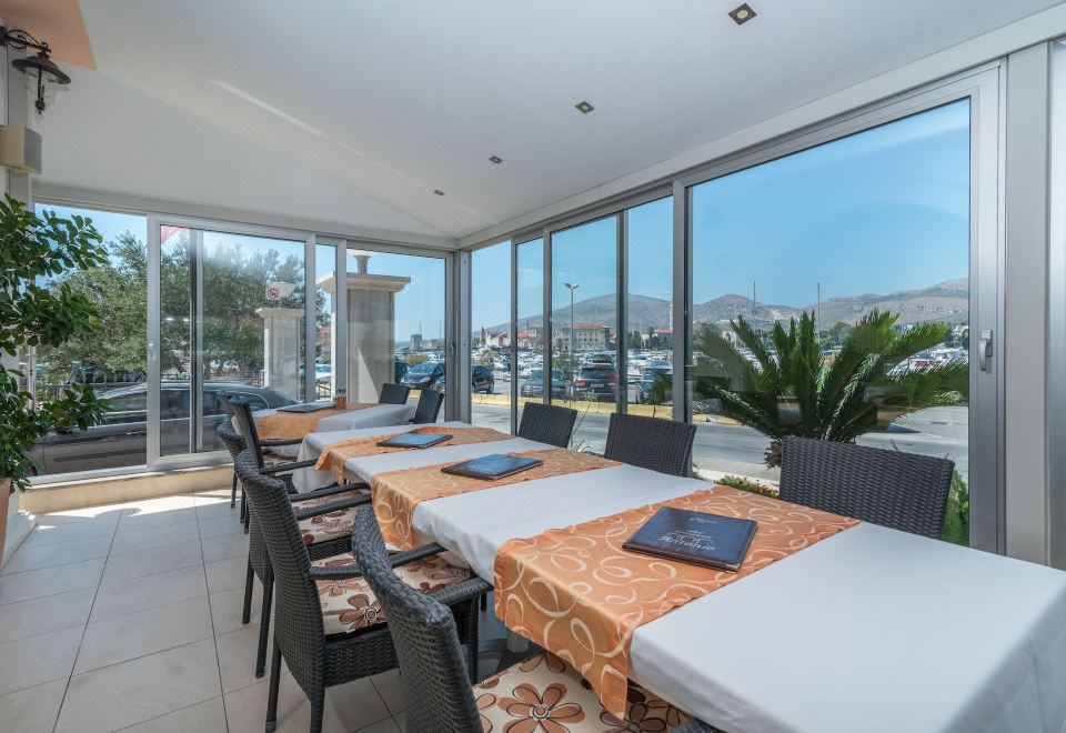 호텔 트로기르 팰리스 스파 또는 수영장 시설