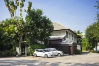 Ratchapruek Lanna Boutique - parking