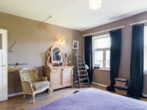Quaint Holiday Home in Bièvre in the Forest Hotels in Bievre