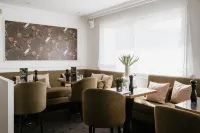 Hotel-Restaurant la Caborne Hotel a Massieux