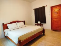 Marni Guesthouse - Pensions