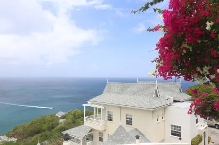 Brise De Mer - Villa With Captivating Views Of The Caribbean Sea 4 Bedroom Villa by RedAwning