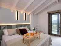 Flos Apartments Hotels in Pithari