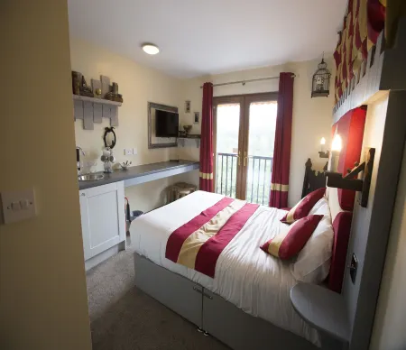 Explorers Retreat Matlock Bath Отели в г. Бонсолл