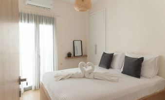 Saint Matthew Central Apartment by Senaon