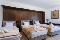 รีสอร์ต สตริบอร์, กอร์สกี โคตาร์ - ที่มีสระว่ายน้ำ