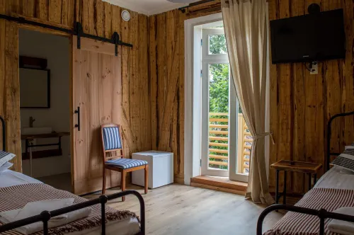 TAEAVS Hotels in Виру