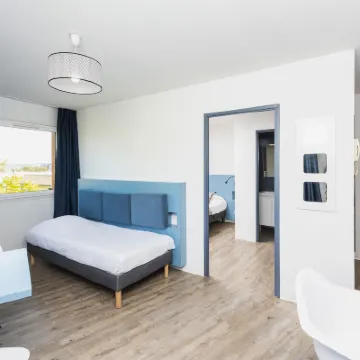 โรงแรมทีนิโอ อพาร์ทโฮเทล บอร์โดมาริไทม์ - ซีเต้ดูวิน โรงแรมใกล้L'Eglise Sainte-Croix