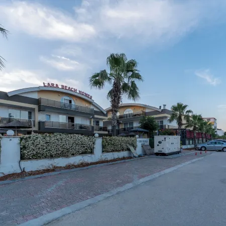 Lara Beach Homes Отели рядом с достопримечательностью «Antalya Expo Center»