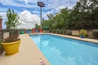 Hampton Inn & Suites Lebanon - 2-Star