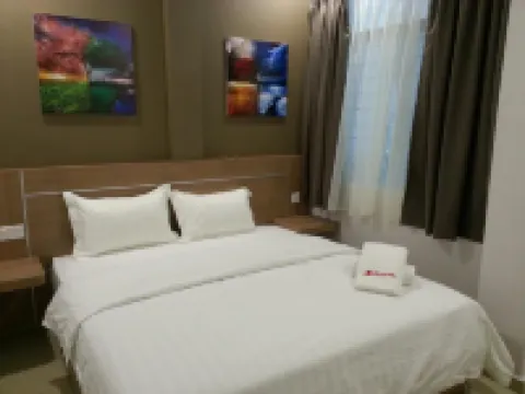 โรงแรม AST โรงแรมในอาโลร์เซอตาร์