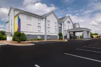 Spark by Hilton Smithfield I-95 Hotels in Smithfield