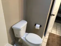 Aimee's Retreat on Robinson! Convenient to University of OK in Norman!