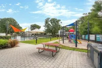 98 Steps to the Beach 2Br Coastal Getaway