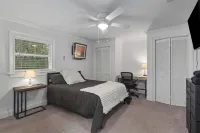Large house near the University of Florida