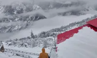 Mountain Rover Auli - balcony