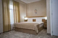 Lakeside Hotel & Spa