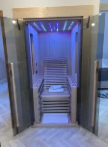 Pine Tree Holiday House