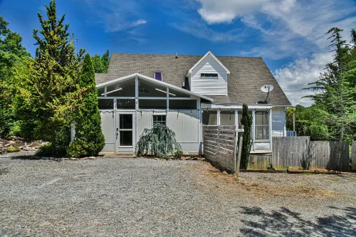 2 Br Apt Near Mtn to Sea Hiking Trail Hotel a Fairview