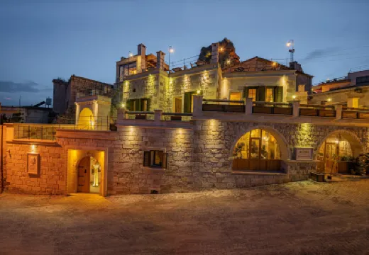Janus Cappadocia Hotel Hotels near Ortahisar Castle