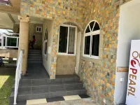 Hide View Hotel Hoteles en Akwapem Norte