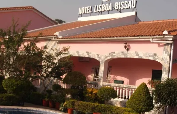 里斯本比紹酒店