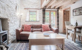 The Apple Store - 1 Bedroom Cottage - St Ishmaels