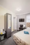 The Ocean Inn Hotels near برج بلاكبول