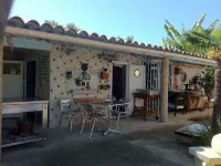 2 bedrooms in a pullhouse and jacuzzi