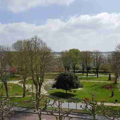 Studio feet in the water Others