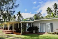 Ra Mura - idyllic beachfront retreat - balcony