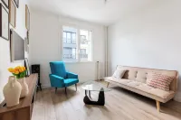 2 rooms - Modern - Near Paris